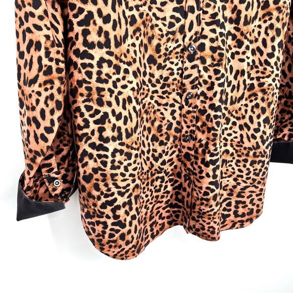 Chicos Chic Stretch No Iron Sz MEDIUM US 8 1 Animal Print Leopard Shirt Top Work - Picture 4 of 7